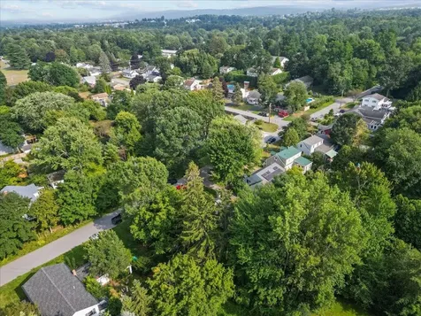 9 Birch Street South Burlington VT 05403