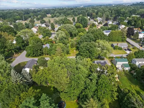 9 Birch Street South Burlington VT 05403