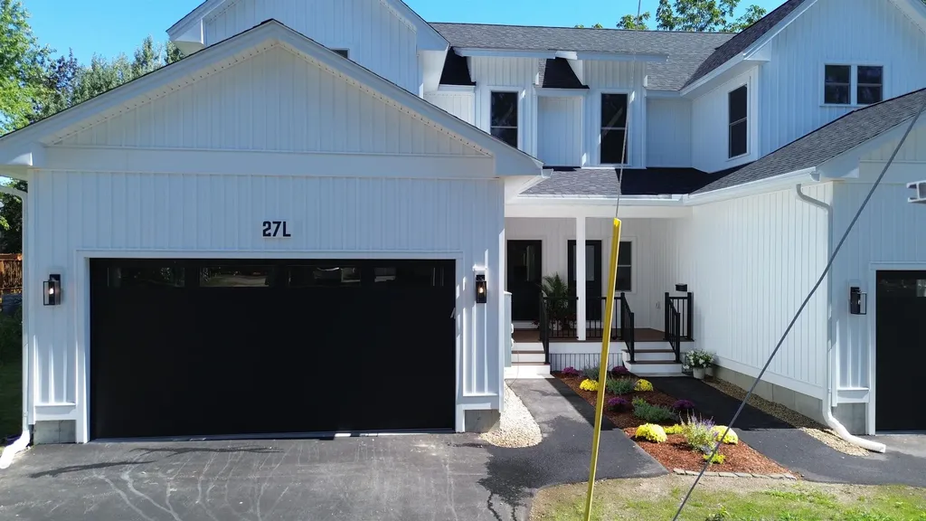 27 Mount Pleasant Street Derry NH 03038