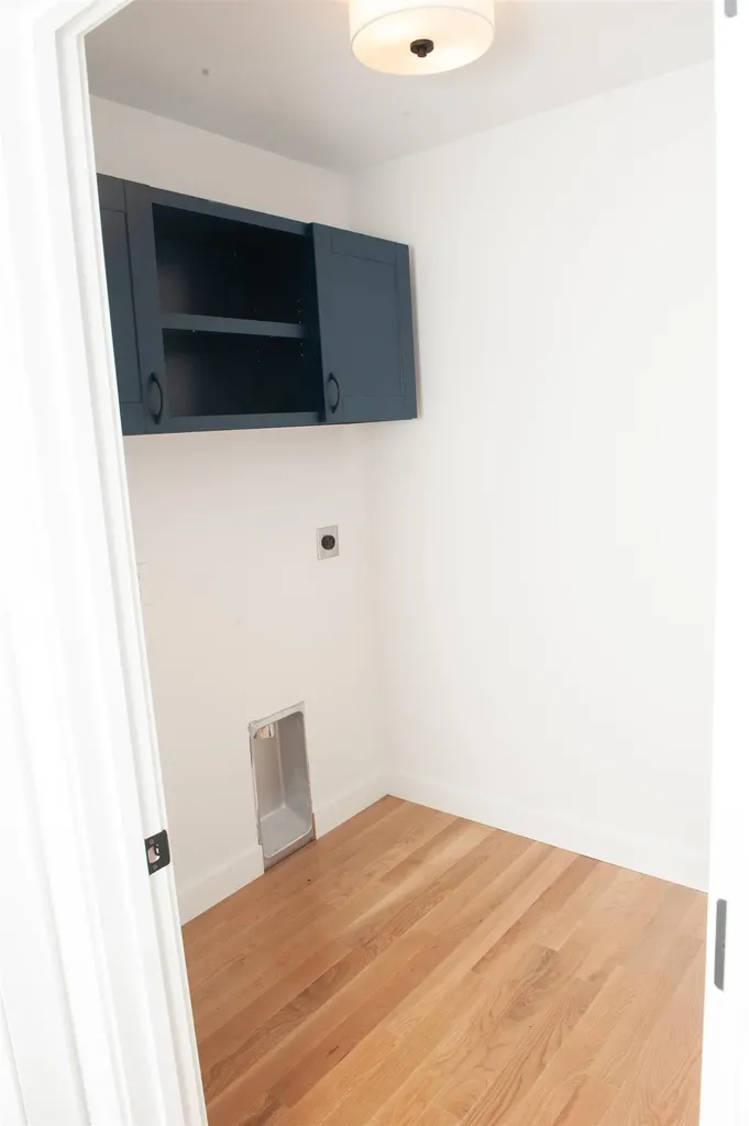 27 Mount Pleasant Street Derry NH 03038