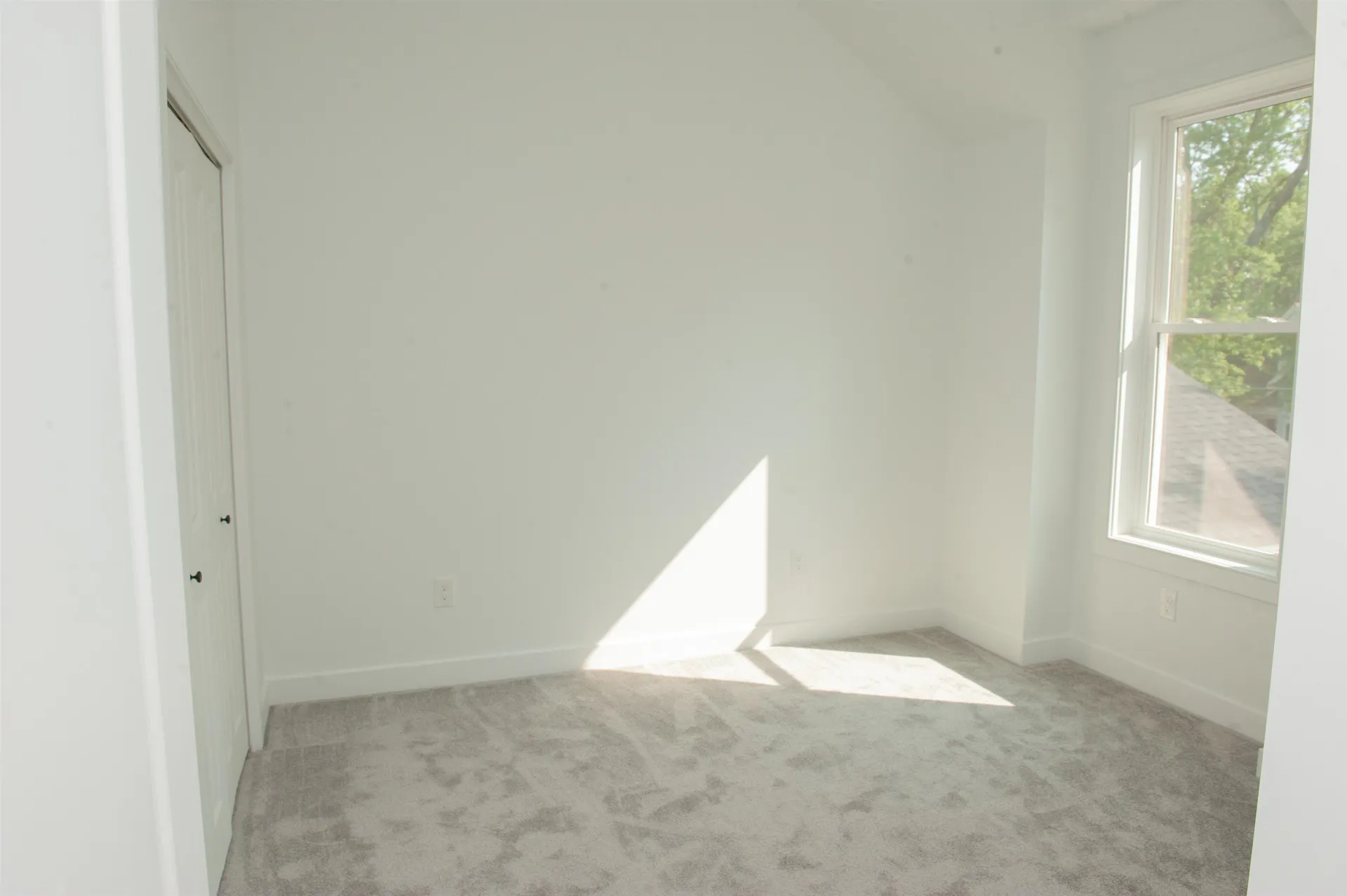 27 Mount Pleasant Street Derry NH 03038