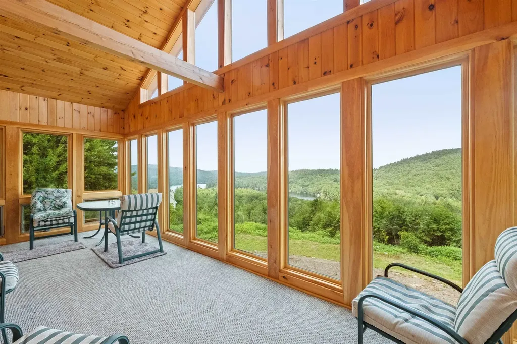 22 Lake View Drive New Hampton NH 03256