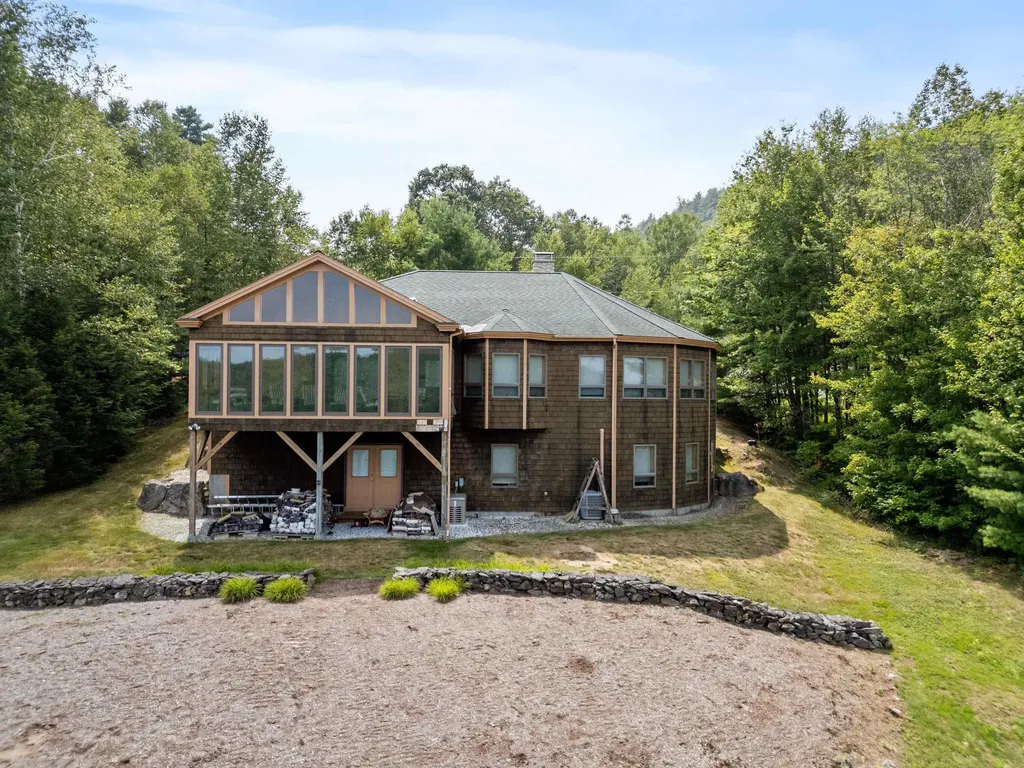 22 Lake View Drive New Hampton NH 03256