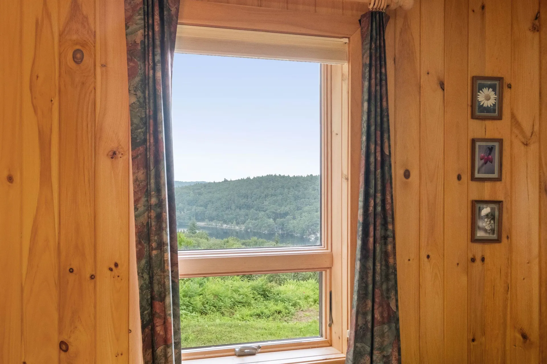 22 Lake View Drive New Hampton NH 03256