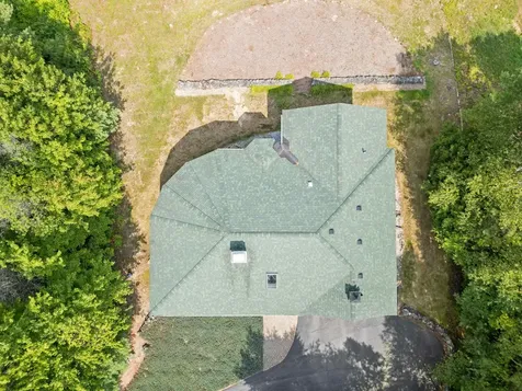 22 Lake View Drive New Hampton NH 03256