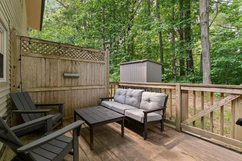 86 Pinecrest Drive Essex VT 05452