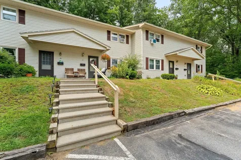 86 Pinecrest Drive Essex VT 05452