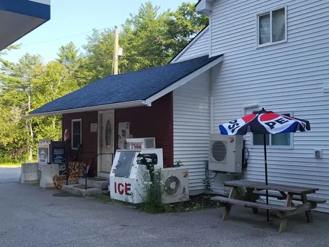 1004 Bearcamp Highway Tamworth NH 03883