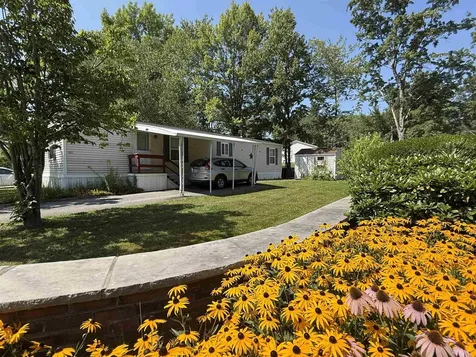 101 Robinhood Drive Exeter NH 03833