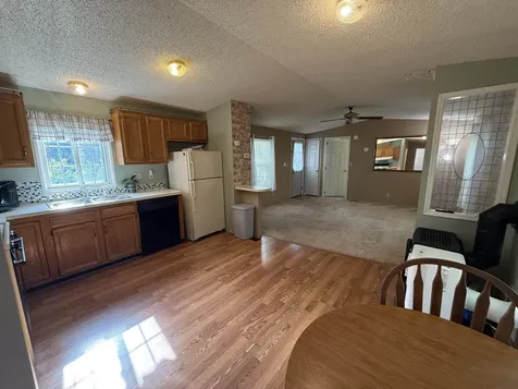 101 Robinhood Drive Exeter NH 03833