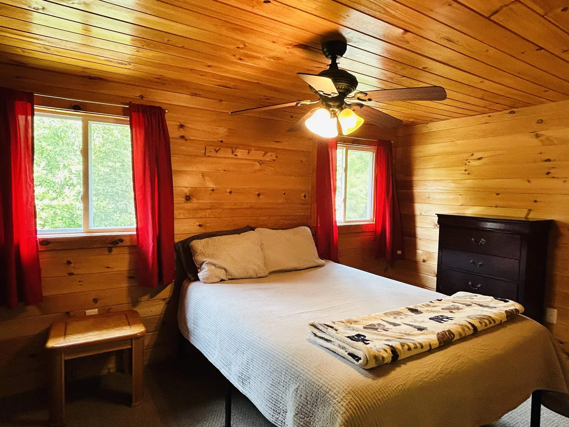 15 Cone Pass Pittsburg NH 03592