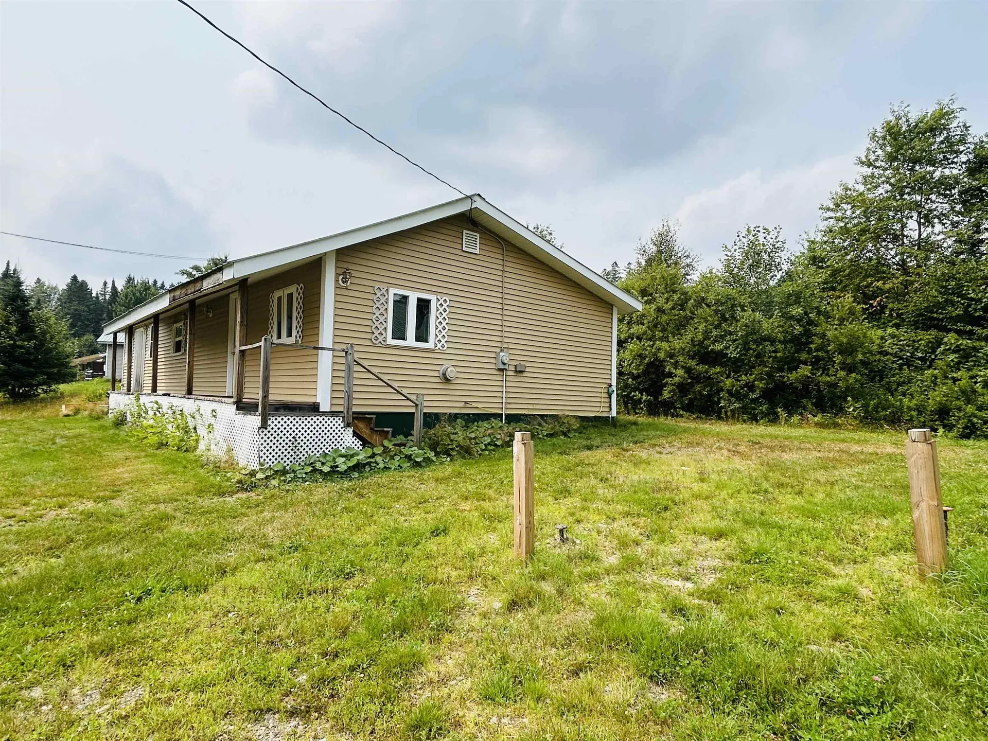 15 Cone Pass Pittsburg NH 03592