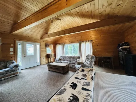 15 Cone Pass Pittsburg NH 03592