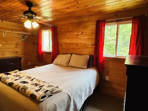 15 Cone Pass Pittsburg NH 03592