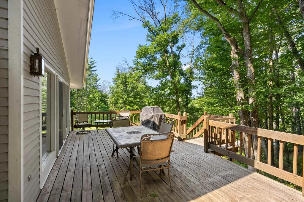 50 Drachenfels Road Conway NH 03860