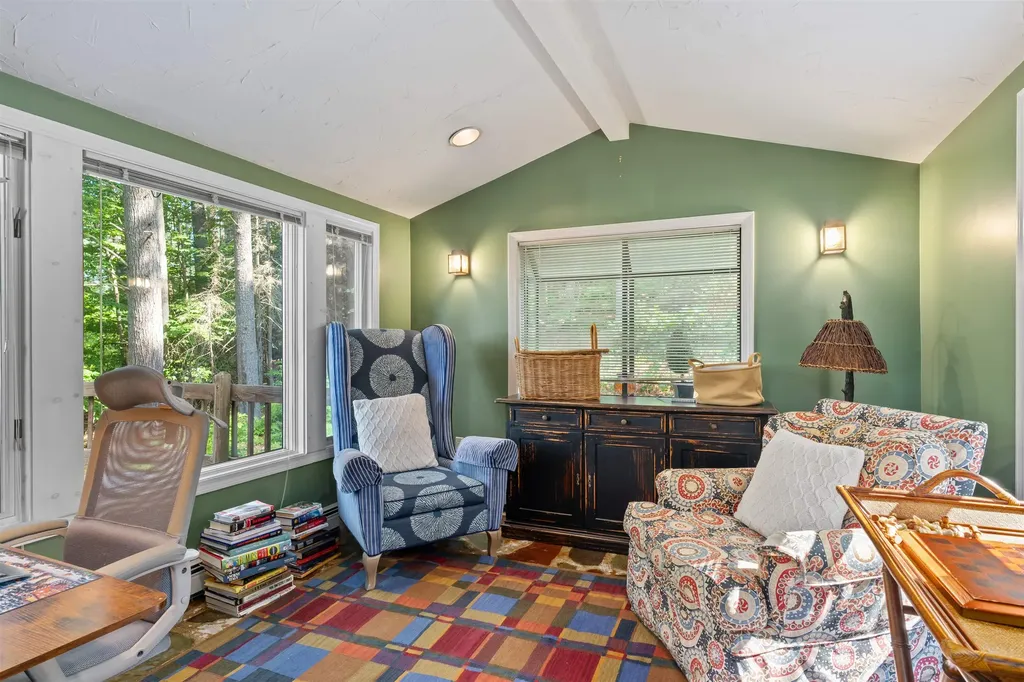 50 Drachenfels Road Conway NH 03860