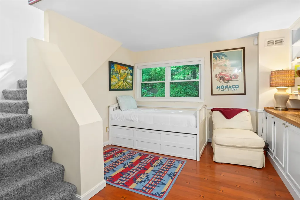 50 Drachenfels Road Conway NH 03860