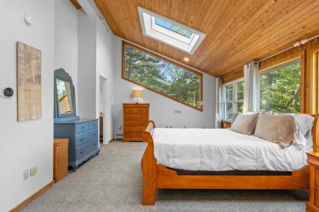 50 Drachenfels Road Conway NH 03860