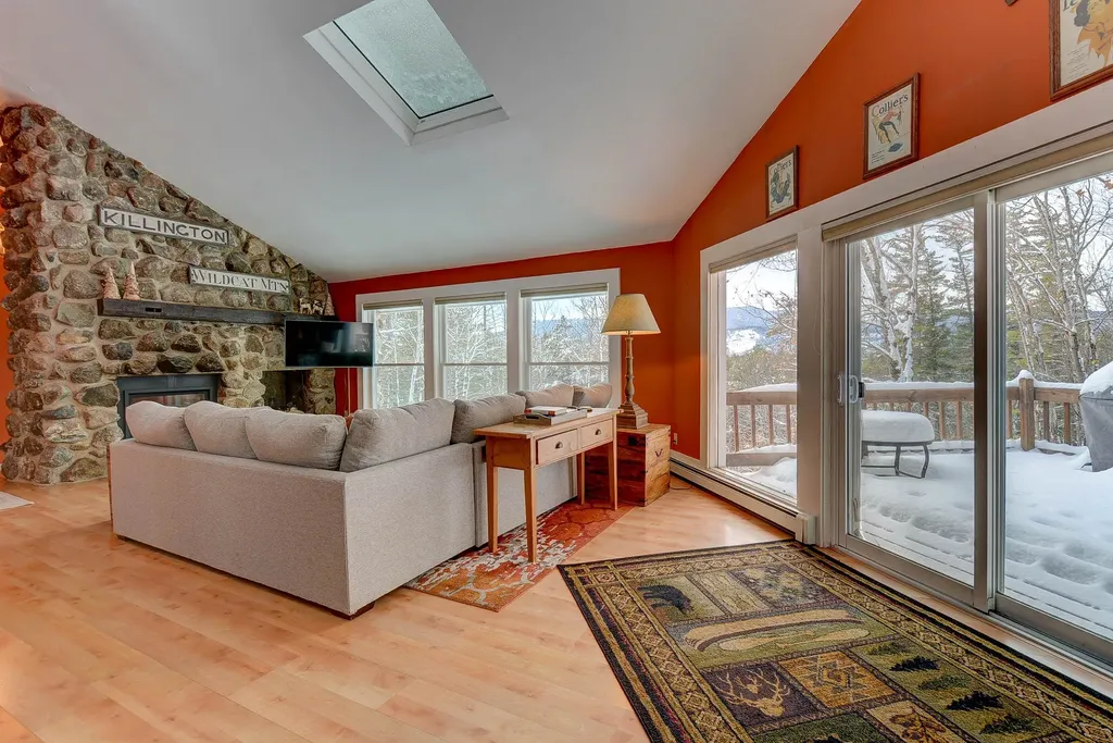 50 Drachenfels Road Conway NH 03860