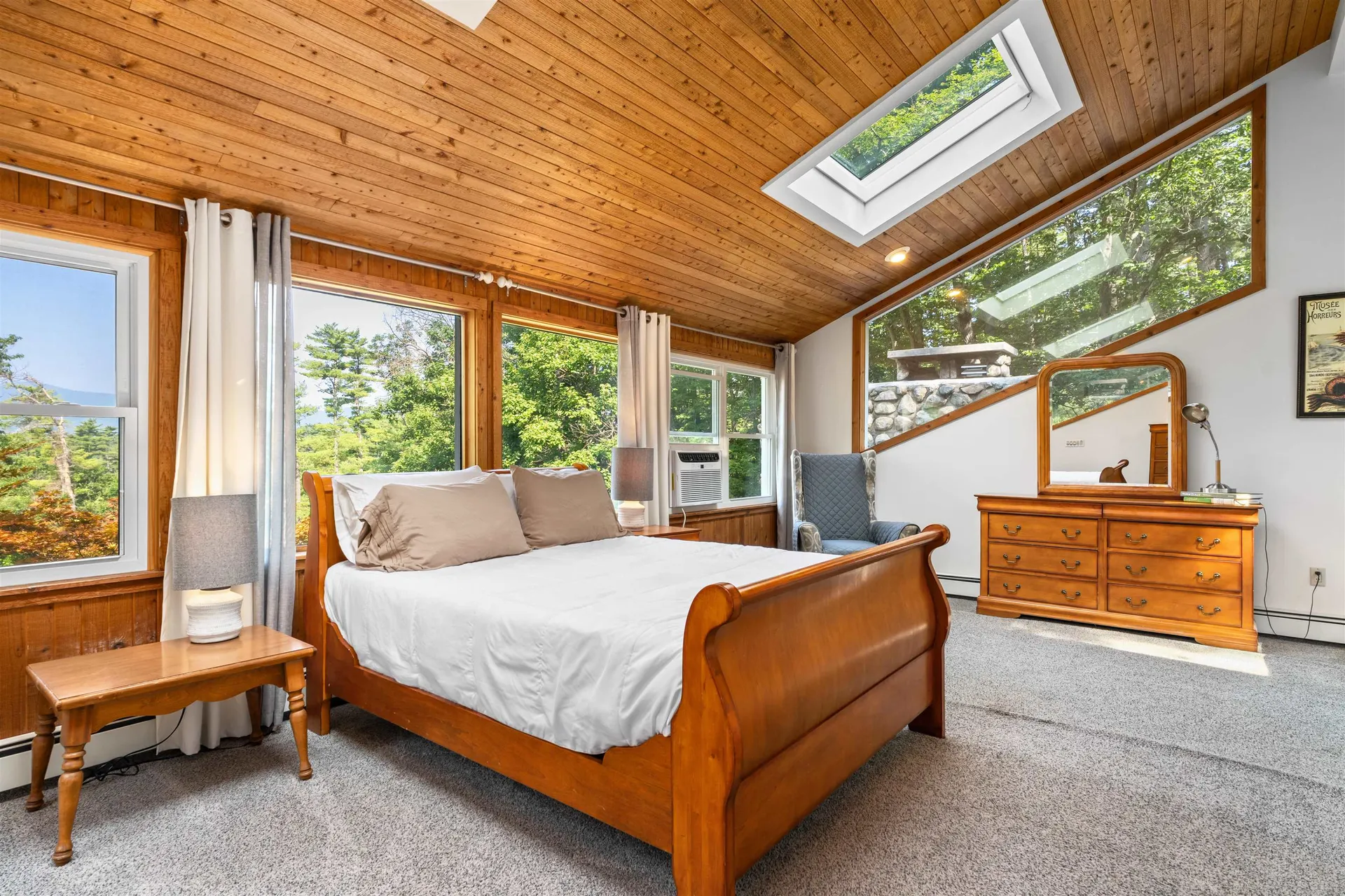 50 Drachenfels Road Conway NH 03860