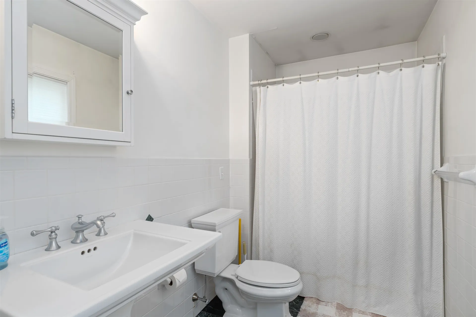 50 Drachenfels Road Conway NH 03860