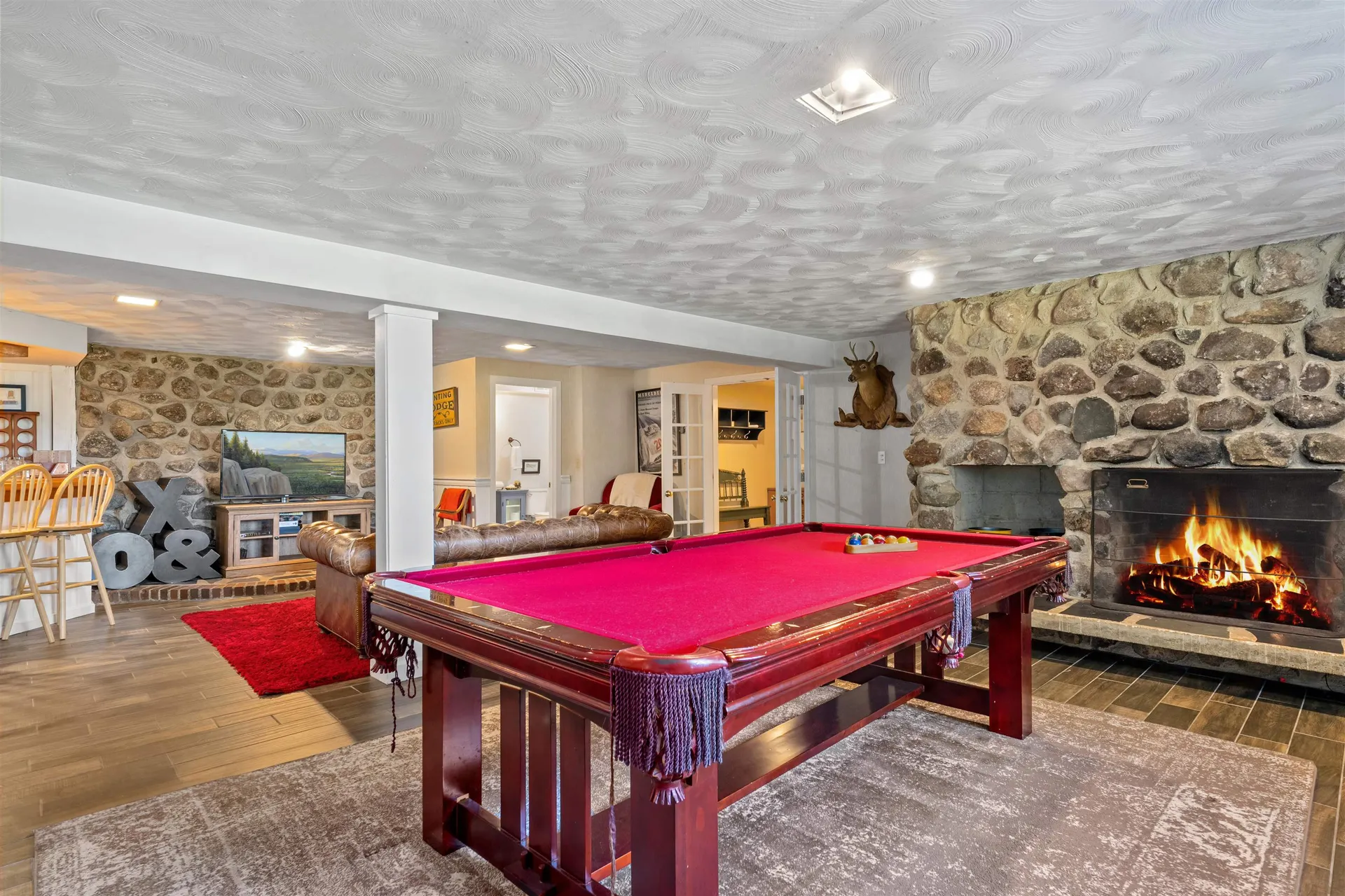 50 Drachenfels Road Conway NH 03860