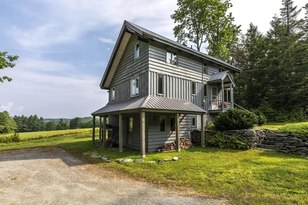 486 Windy Rise Lane East Londonderry VT 05155