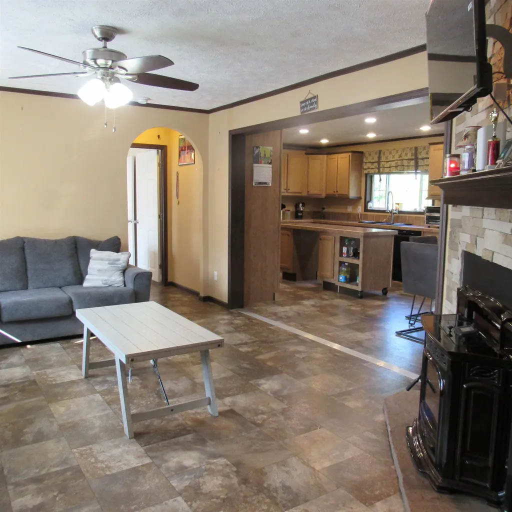 45 Snumshire Lane Charlestown NH 03603