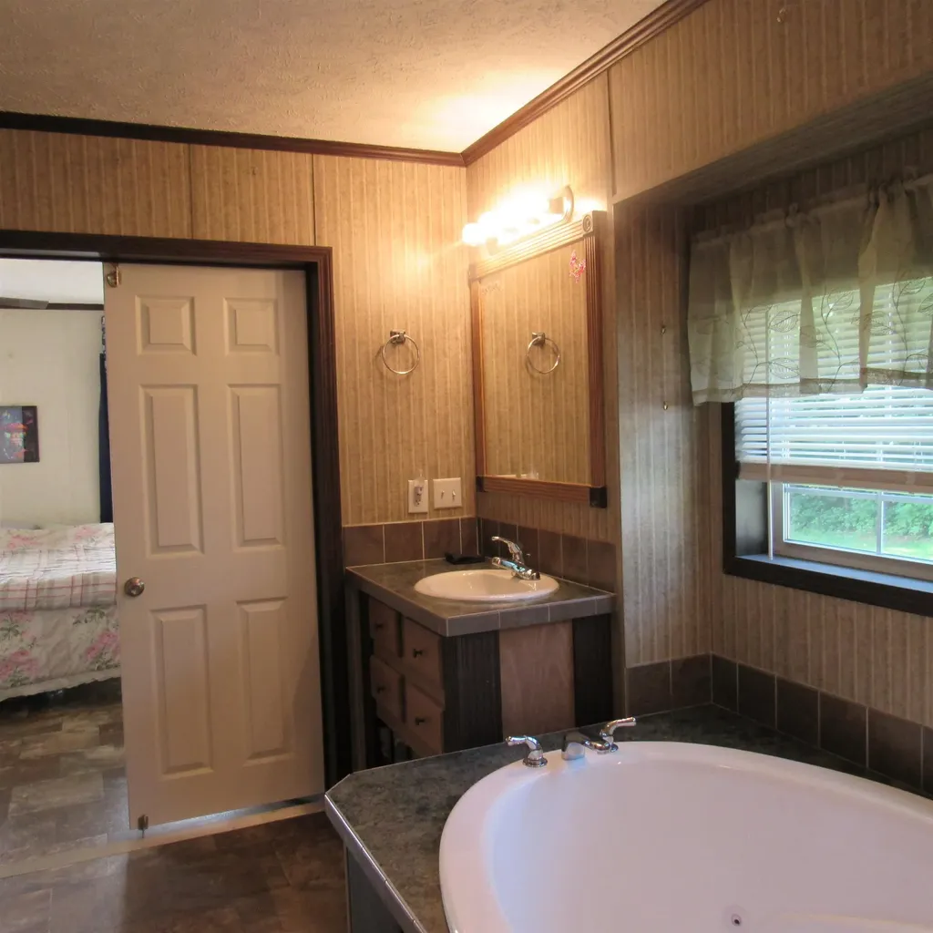 45 Snumshire Lane Charlestown NH 03603