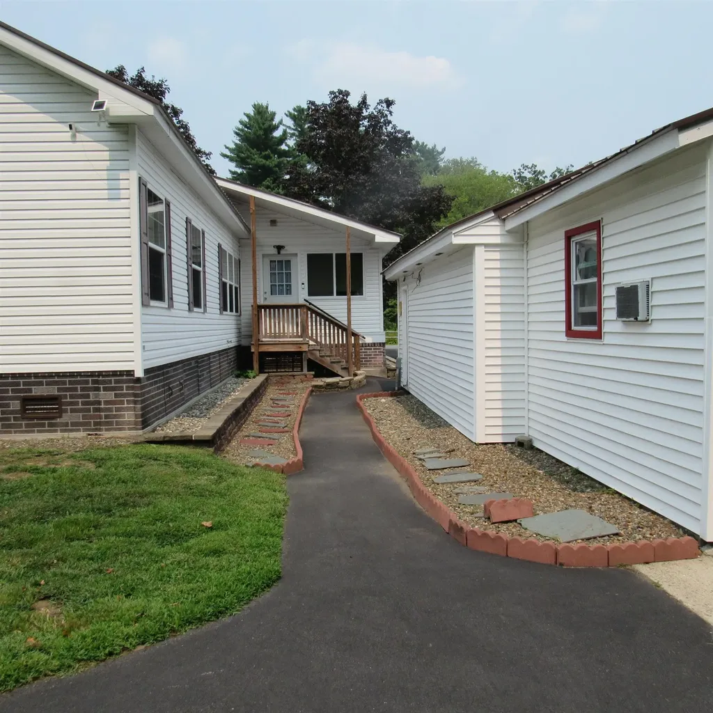 45 Snumshire Lane Charlestown NH 03603