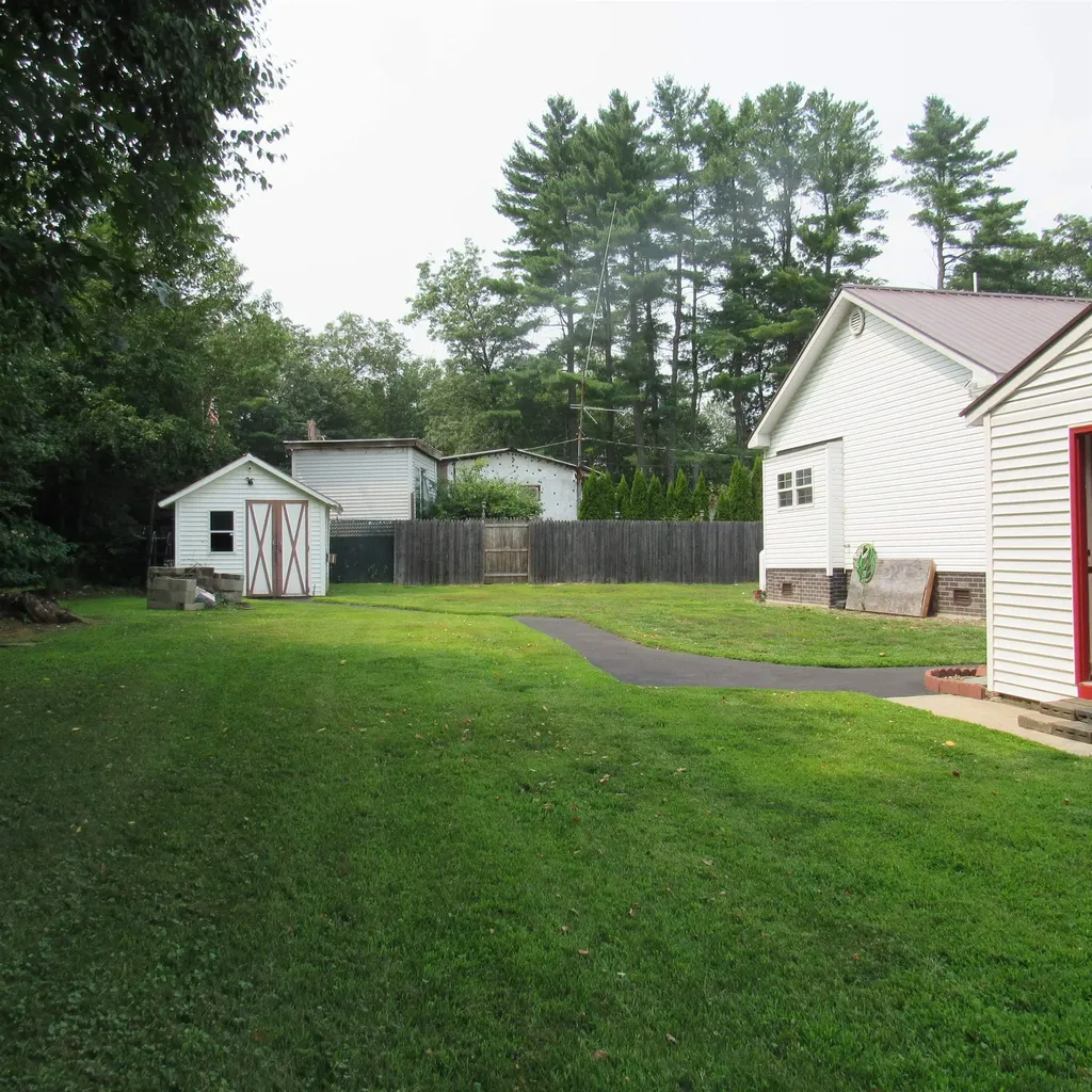 45 Snumshire Lane Charlestown NH 03603