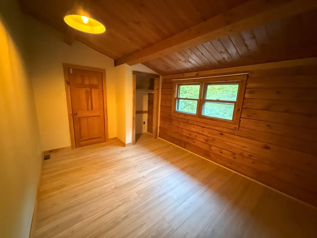 22 Greenwood Road Weare NH 03281