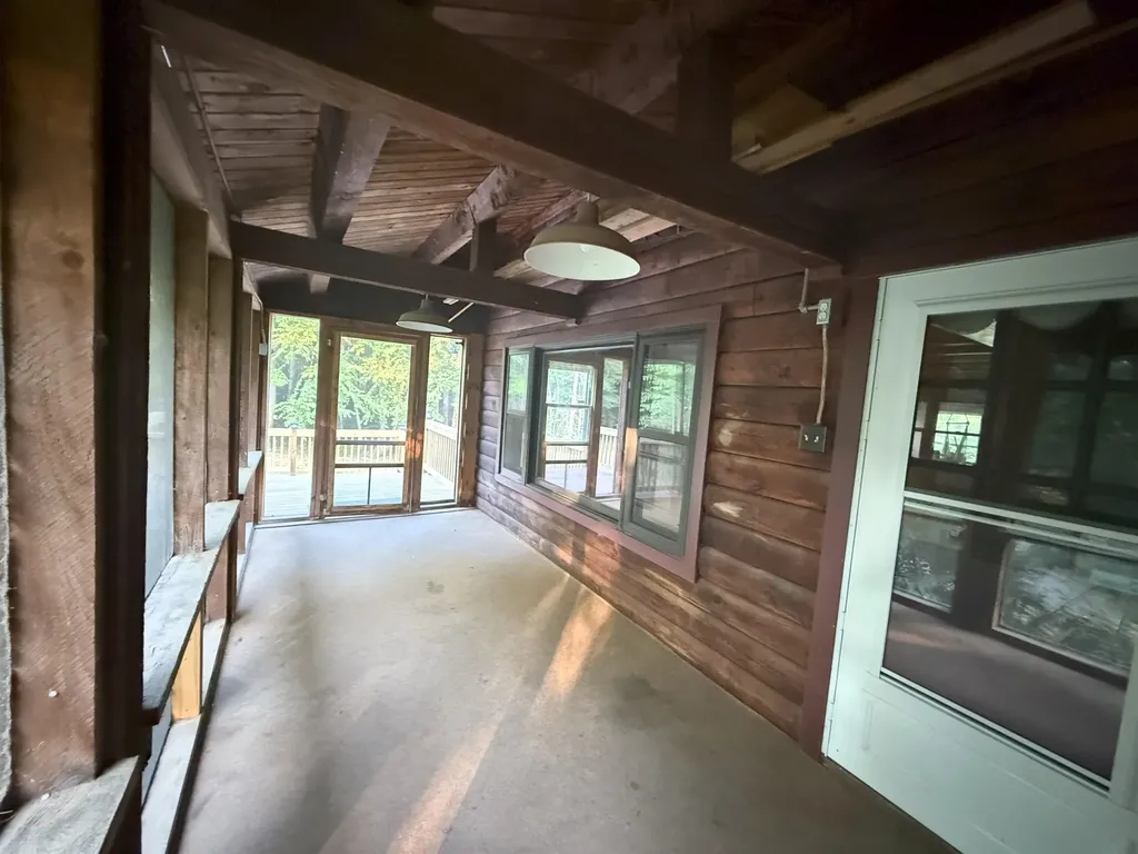 22 Greenwood Road Weare NH 03281