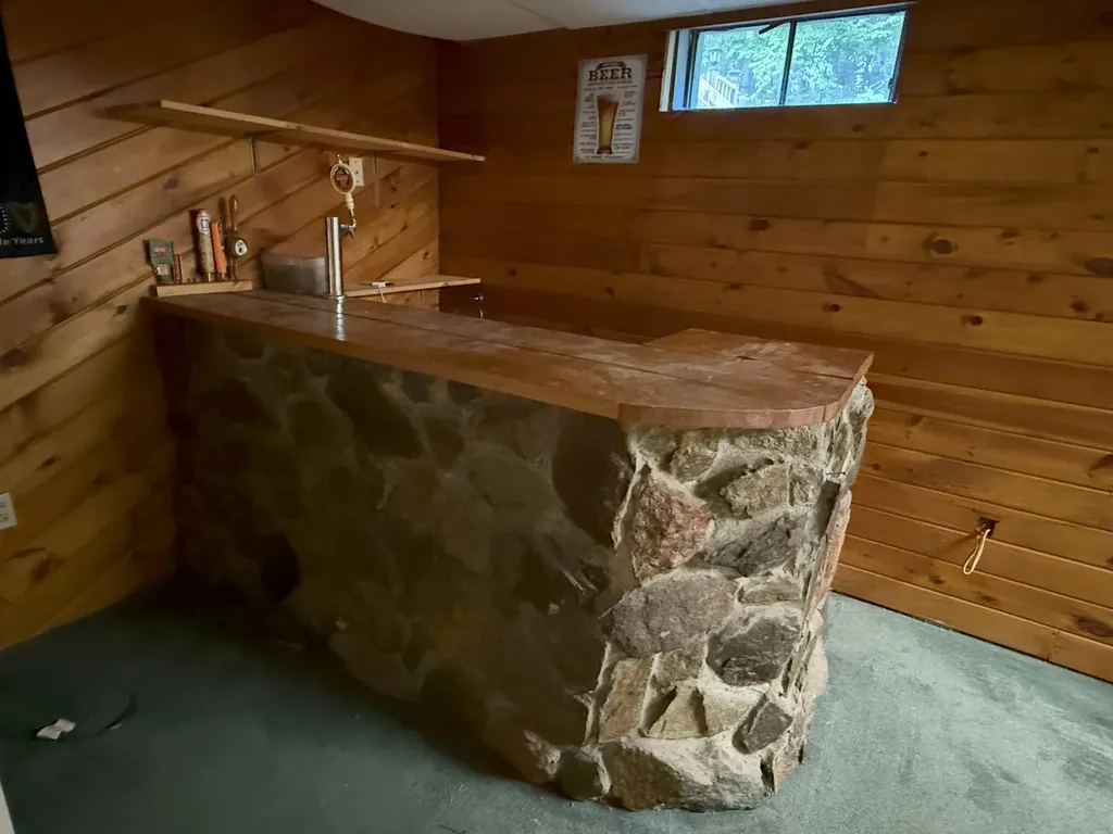 22 Greenwood Road Weare NH 03281