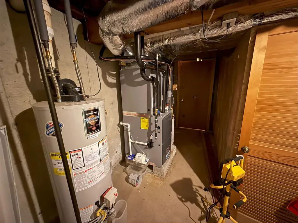 22 Greenwood Road Weare NH 03281