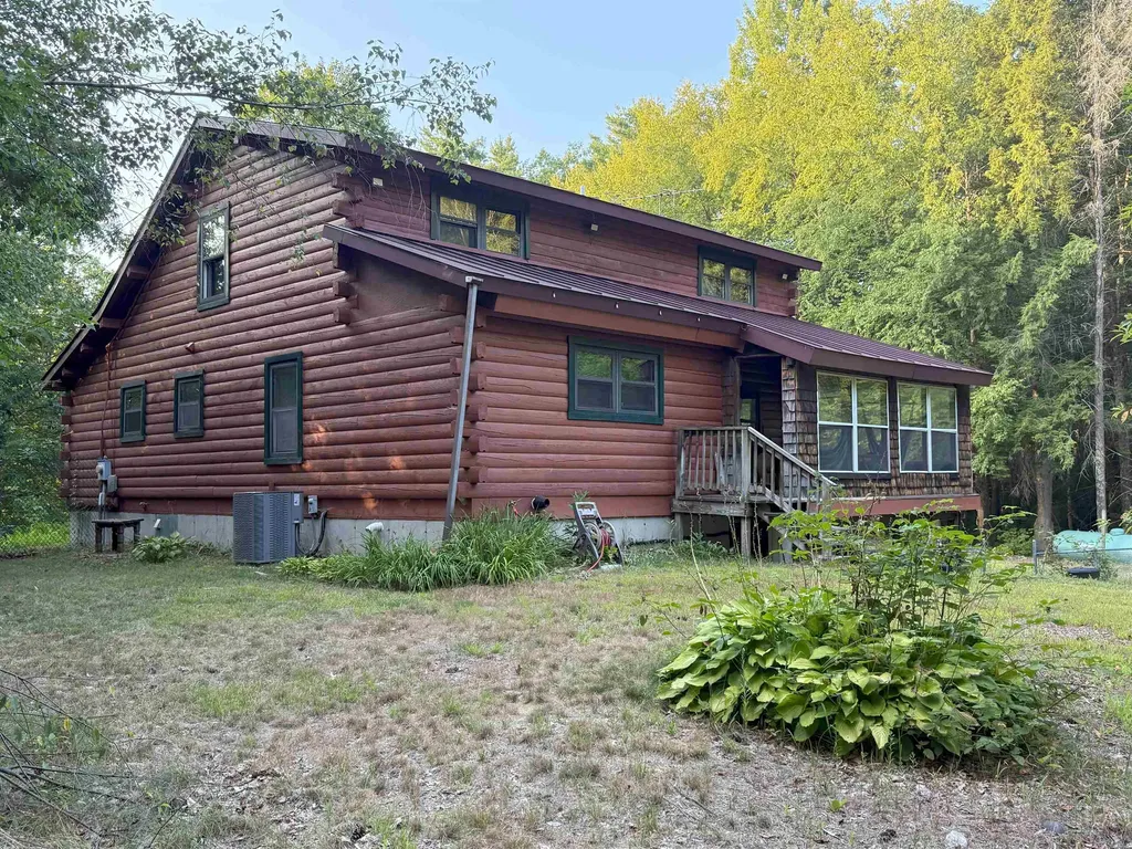 22 Greenwood Road Weare NH 03281