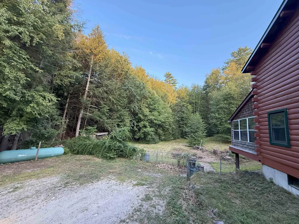 22 Greenwood Road Weare NH 03281