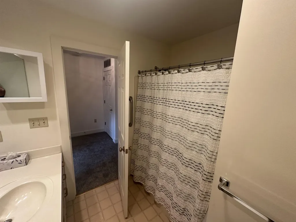 579 Sagamore Avenue Portsmouth NH 03801