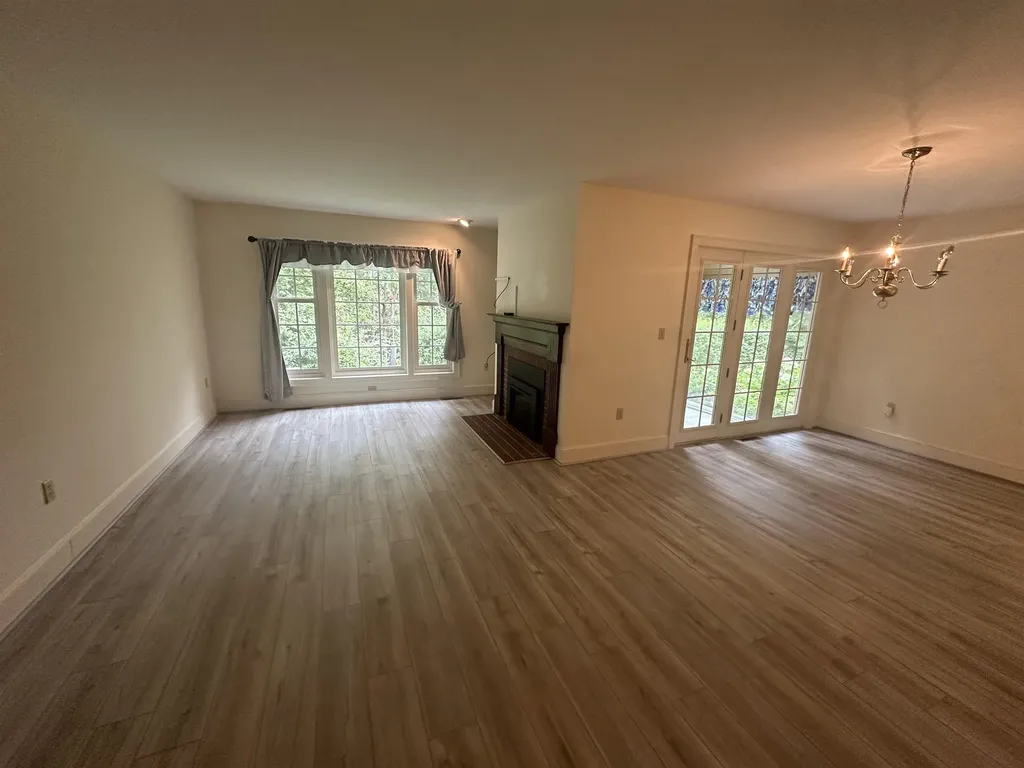 579 Sagamore Avenue Portsmouth NH 03801