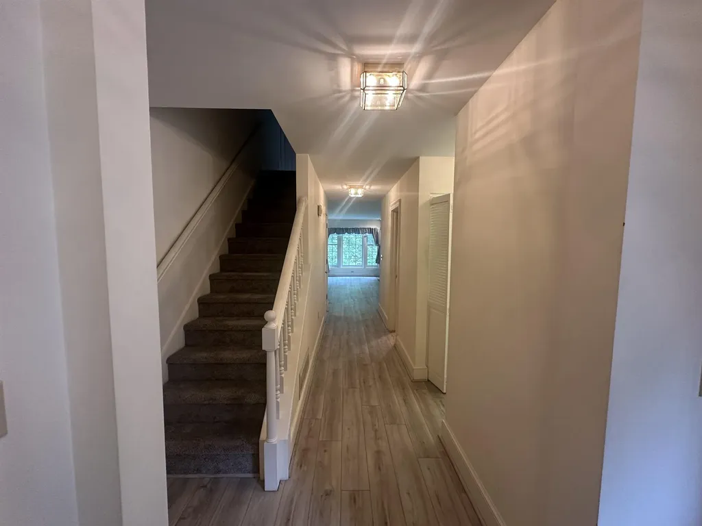 579 Sagamore Avenue Portsmouth NH 03801