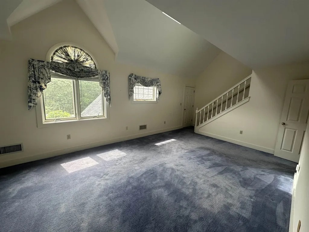 579 Sagamore Avenue Portsmouth NH 03801