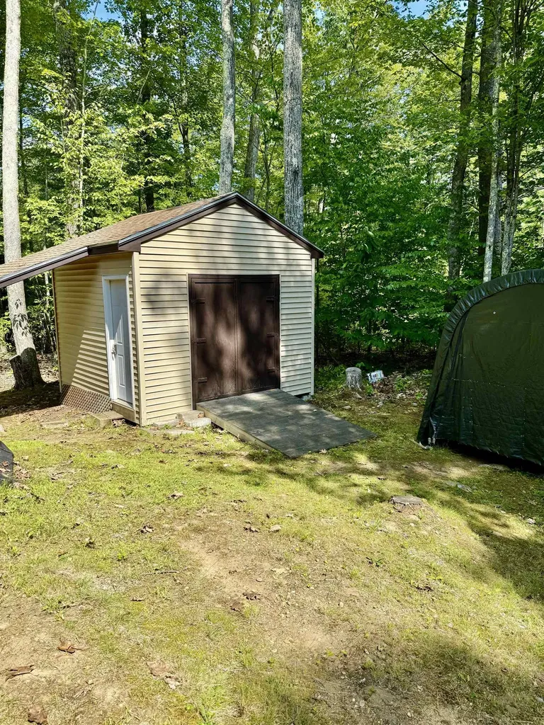 141 Redwood Road Loudon NH 03307