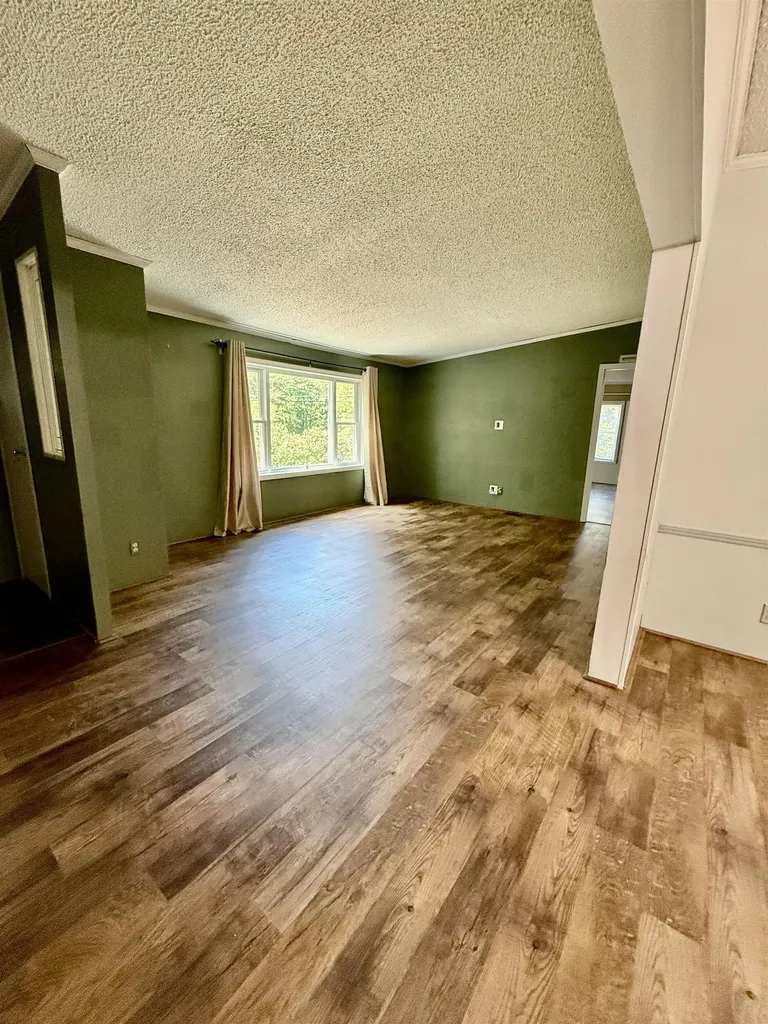 141 Redwood Road Loudon NH 03307