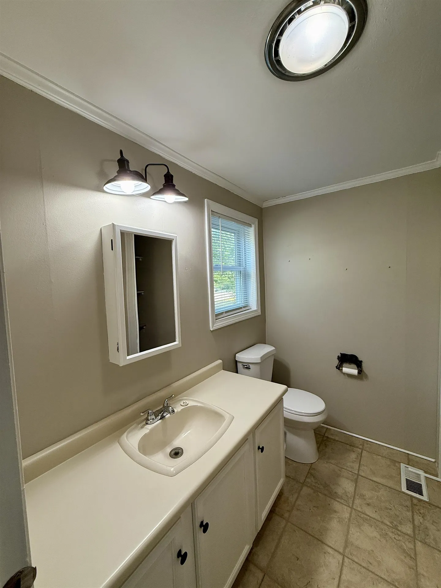 141 Redwood Road Loudon NH 03307