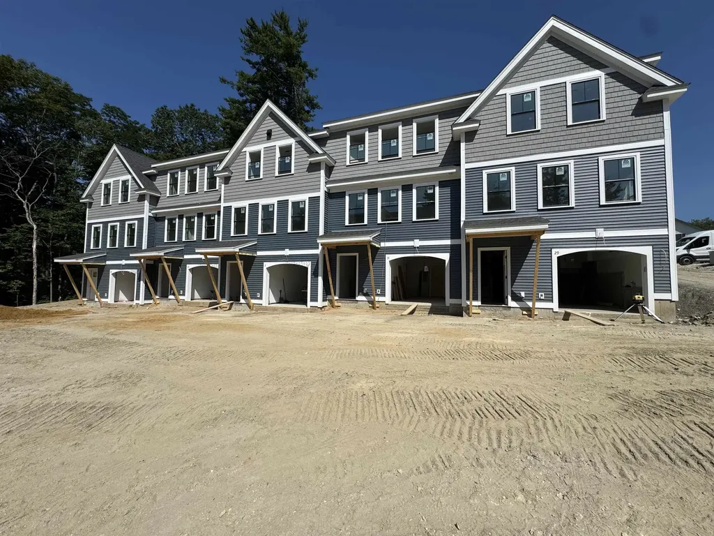 16 Lenox Drive Dover NH 03820