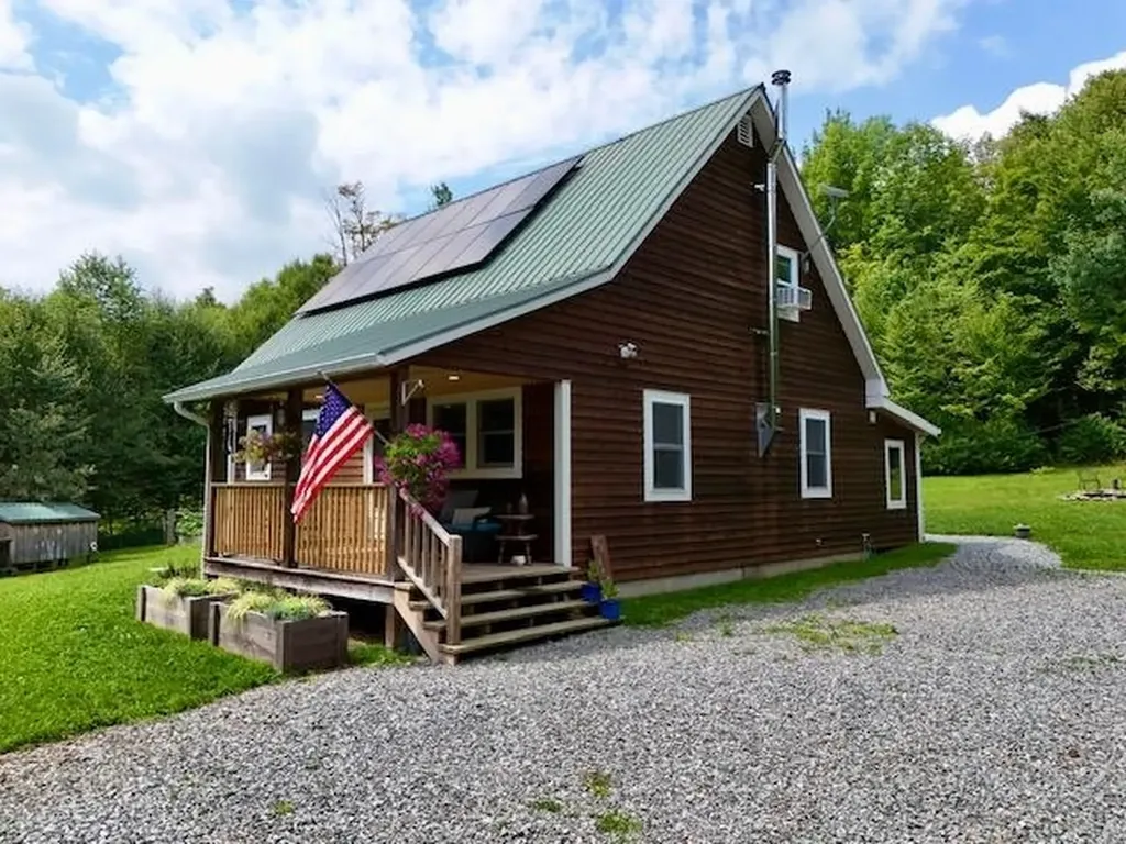 762 Potter Road Lowell VT 05847