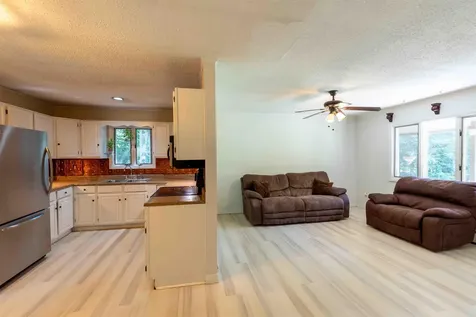 54 New London Drive Barnstead NH 03225