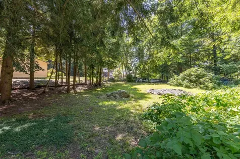 54 New London Drive Barnstead NH 03225