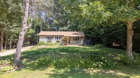 54 New London Drive Barnstead NH 03225