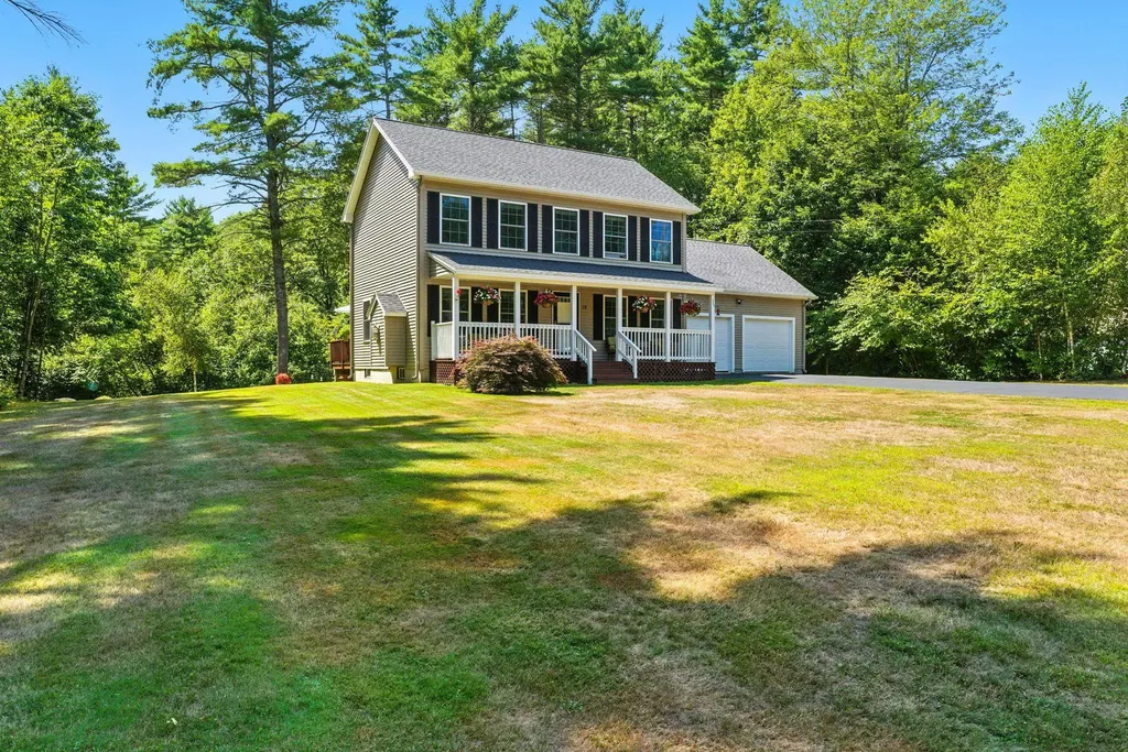 18 Misty Lane Rochester NH 03839